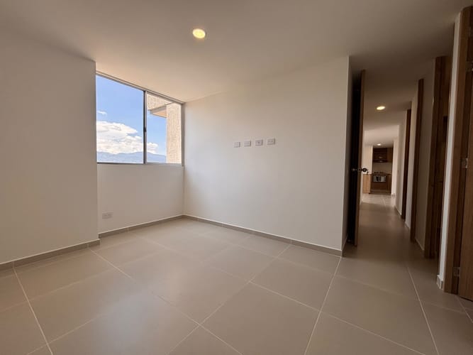 Apartamento de 3 alcobas en arriendo en Camino Verde, Envigado, 82 m² · foto 9 de 17