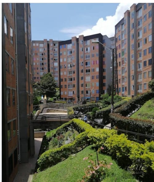 Apartamento de 3 alcobas en venta en Robledo, Medellín, 40 m² · foto 10 de 11