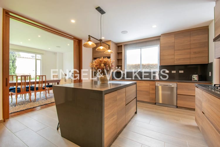 Casa de 4 alcobas en venta en Guaymaral, Chía, 415 m² · foto 5 de 20