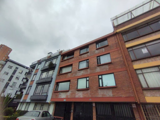Apartamento en venta en Quinta Paredes, Bogotá · foto 2 de 19