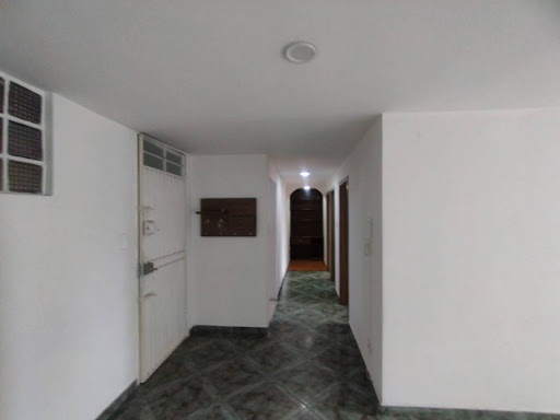 Apartamento en venta en Quinta Paredes, Bogotá · foto 6 de 19