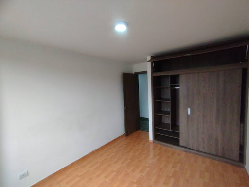 Apartamento en venta en Quinta Paredes, Bogotá · foto 18 de 19