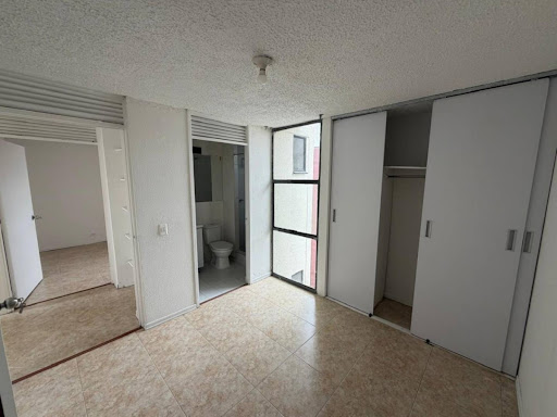 Apartamento en venta en Villa Del Prado, Bogotá · foto 8 de 18