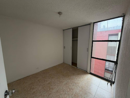 Apartamento en venta en Villa Del Prado, Bogotá · foto 9 de 18