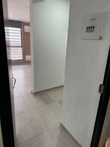 Apartaestudio en venta en Ricaurte, Bogotá, 36 m² · foto 2 de 13