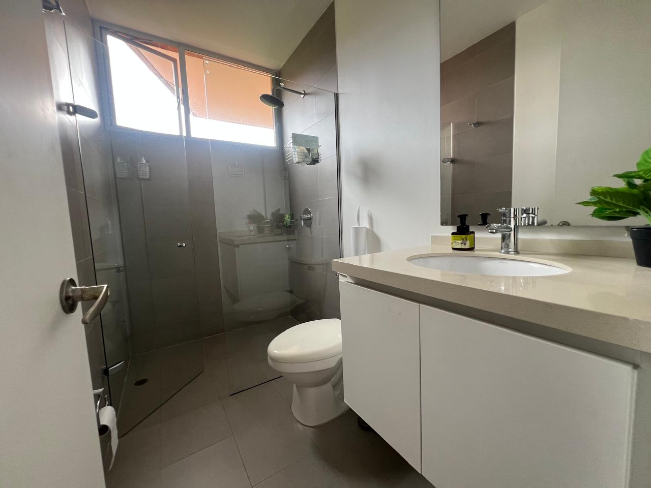 Apartamento en venta en Montessori, Medellín · foto 10 de 20