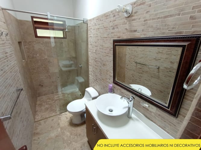 Finca en arriendo en Los Salados, El Retiro, 370 m² · foto 13 de 20