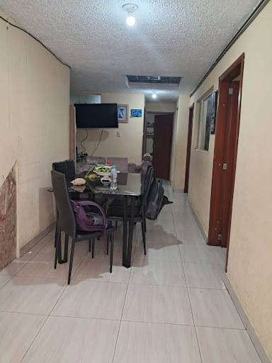 Casa de 10 alcobas en venta en El Portal De Patio Bonito, Bogotá, 385 m² · foto 6 de 19