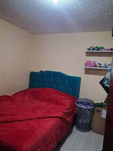 Casa de 10 alcobas en venta en El Portal De Patio Bonito, Bogotá, 385 m² · foto 11 de 19