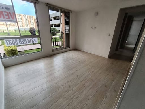 Apartamento de 3 alcobas en venta en La Prosperidad, Madrid, 49 m² · foto 6 de 21