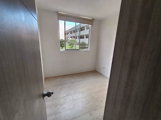 Apartamento de 3 alcobas en venta en La Prosperidad, Madrid, 49 m² · foto 11 de 21