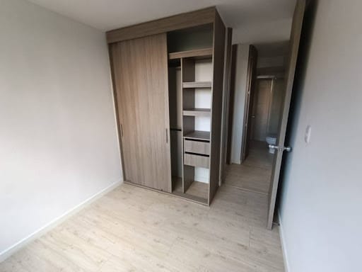 Apartamento de 3 alcobas en venta en La Prosperidad, Madrid, 49 m² · foto 12 de 21