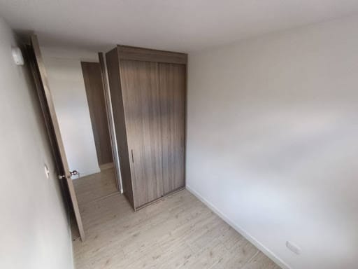 Apartamento de 3 alcobas en venta en La Prosperidad, Madrid, 49 m² · foto 14 de 21