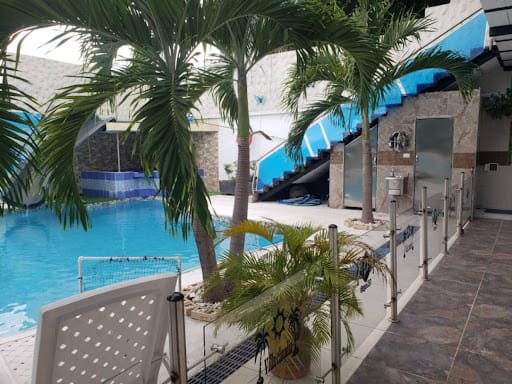 Casa de 9 alcobas en venta en Girardot, Ricaurte, 600 m² · foto 18 de 24