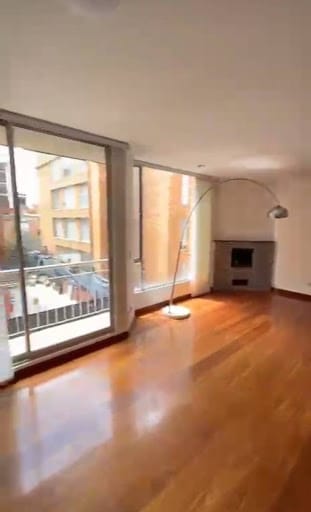 Apartamento en venta en Santa Barbara Central, Bogotá · foto 2 de 15