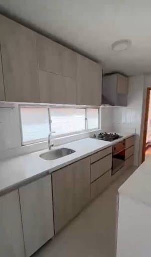 Apartamento en venta en Santa Barbara Central, Bogotá · foto 3 de 15