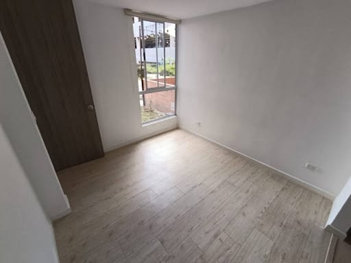Apartamento de 3 alcobas en venta en La Prosperidad, Madrid, 49 m² · foto 18 de 21