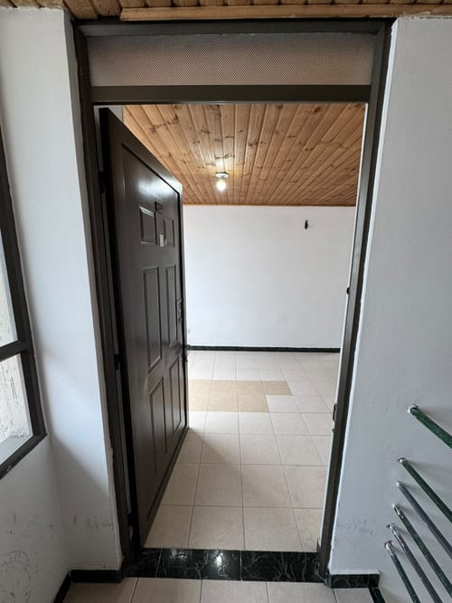 Apartamento de 3 alcobas en arriendo en Villa Luz, Bogotá, 52 m² · foto 2 de 24