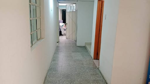 Casa de 8 alcobas en venta en Almirante Padilla, Bogotá, 256 m² · foto 15 de 18