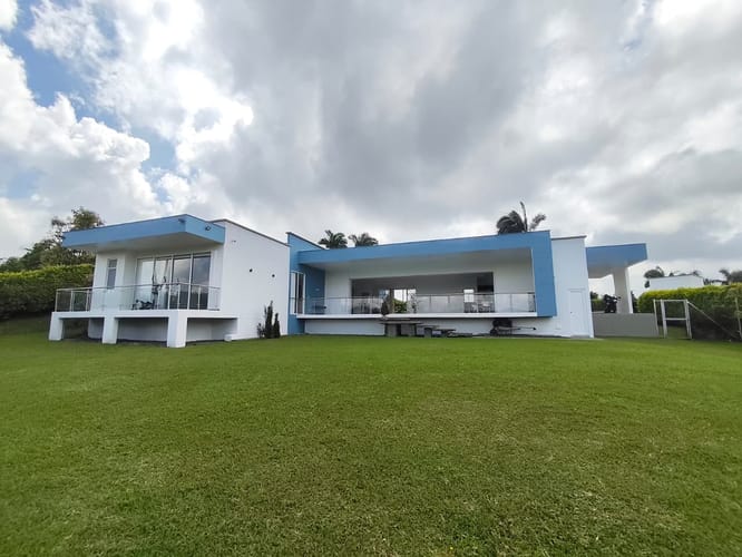 Casa de 5 alcobas en venta en Tribunas Corcega, Pereira, 576 m² · foto 17 de 19