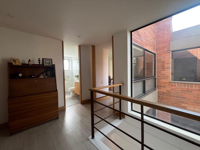 Apartamento de 4 alcobas en venta en El Poblado, Medellín, 214 m² · foto 4 de 10