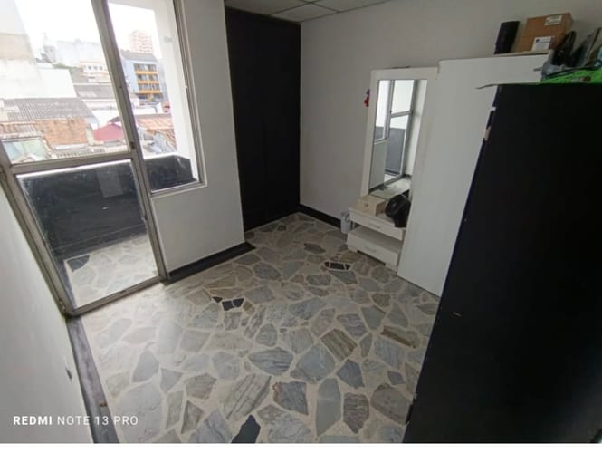 Apartamento de 4 alcobas en venta en Santa Teresita, Pereira, 115 m² · foto 5 de 9