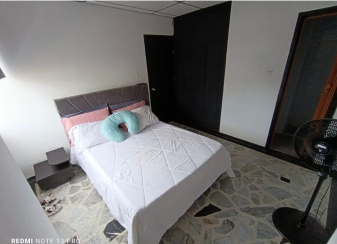 Apartamento de 4 alcobas en venta en Santa Teresita, Pereira, 115 m² · foto 7 de 9