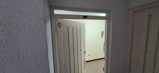 Apartaestudio en venta en Britalia, Bogotá, 26 m² · foto 2 de 12