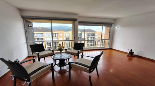 Apartamento de 3 alcobas en venta en Lusitania, Madrid, 84 m² · foto 5 de 22