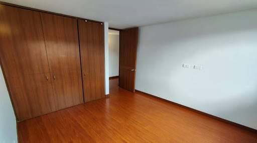 Apartamento de 3 alcobas en venta en Lusitania, Madrid, 84 m² · foto 12 de 22
