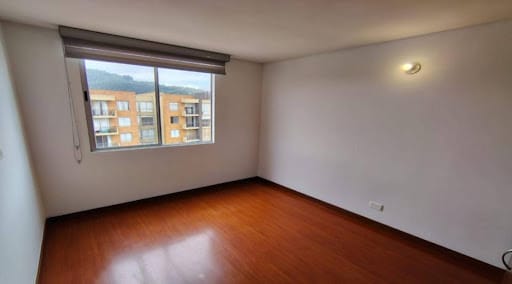 Apartamento de 3 alcobas en venta en Lusitania, Madrid, 84 m² · foto 17 de 22