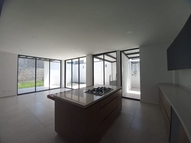 Casa de 7 alcobas en venta en La Meseta, Jamundí, 280 m² · foto 5 de 24
