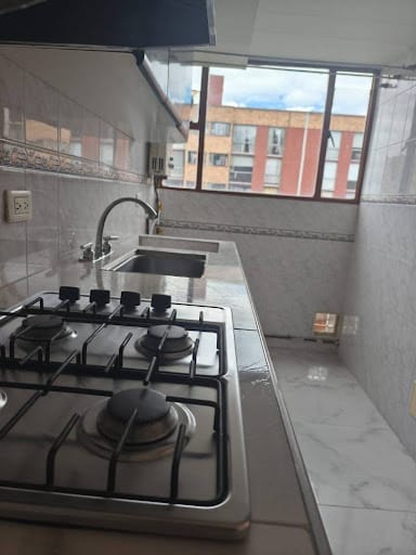 Apartamento de 3 alcobas en venta en Turingia Et. Ii, Bogotá, 60 m² · foto 2 de 21