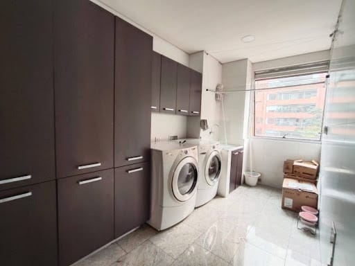 Apartamento en venta en Los Rosales, Bogotá · foto 14 de 18