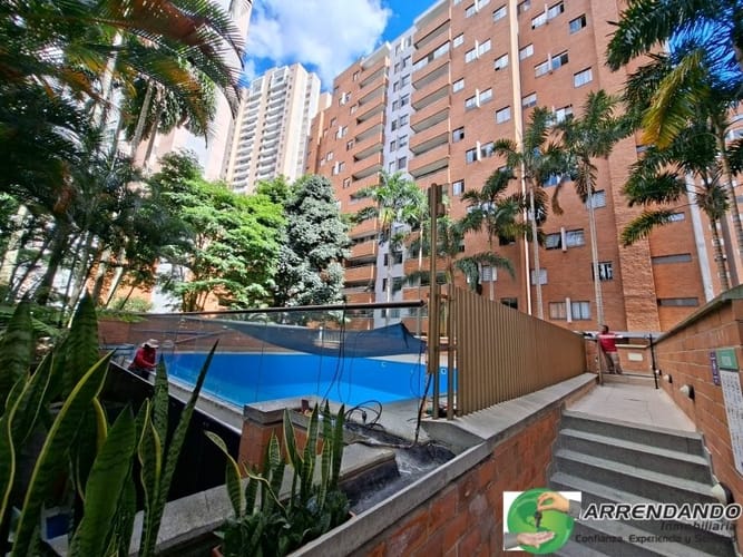 Apartamento de 3 alcobas en arriendo en Loma De La Doctora, Sabaneta, 75 m² · foto 2 de 17