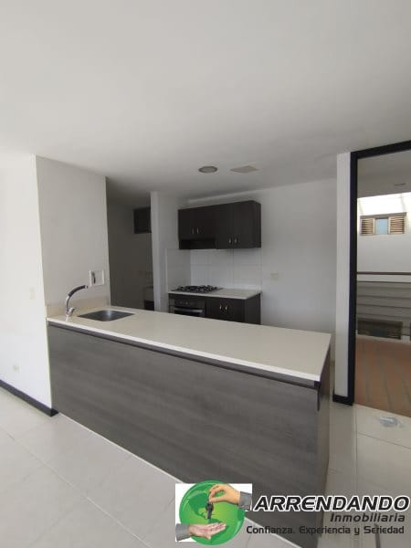Apartamento de 3 alcobas en arriendo en Loma De La Doctora, Sabaneta, 75 m² · foto 6 de 17