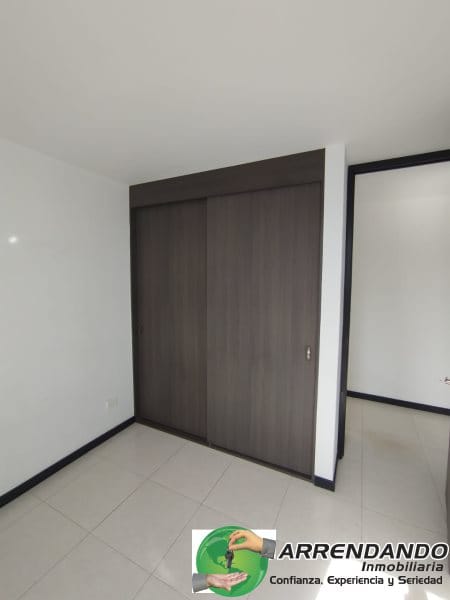 Apartamento de 3 alcobas en arriendo en Loma De La Doctora, Sabaneta, 75 m² · foto 8 de 17