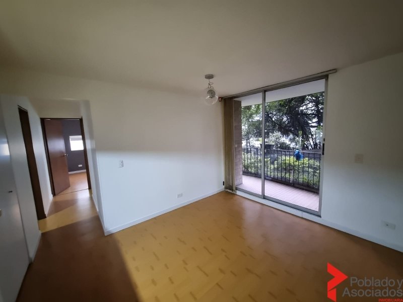 Apartamento en arriendo en El Poblado, Medellín · foto 2 de 16