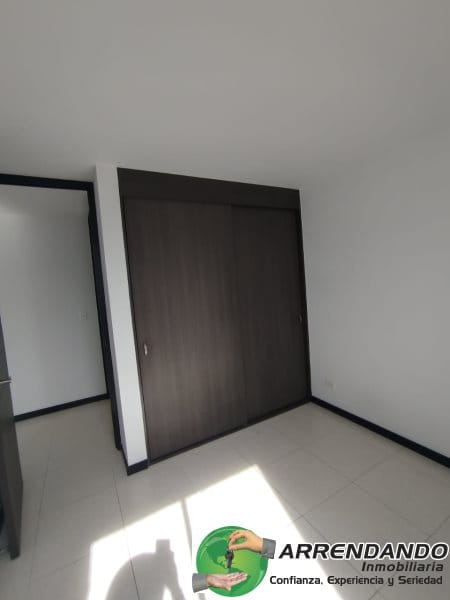 Apartamento de 3 alcobas en arriendo en Loma De La Doctora, Sabaneta, 75 m² · foto 15 de 17