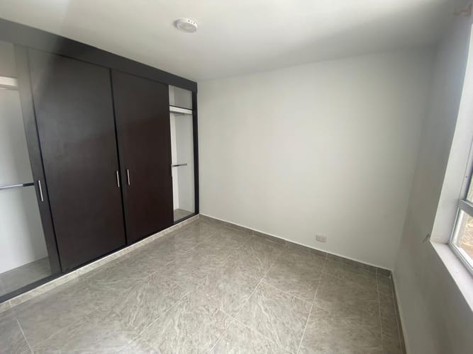 Apartamento de 2 alcobas en venta en Villa Del Prado, Cali, 55 m² · foto 7 de 8