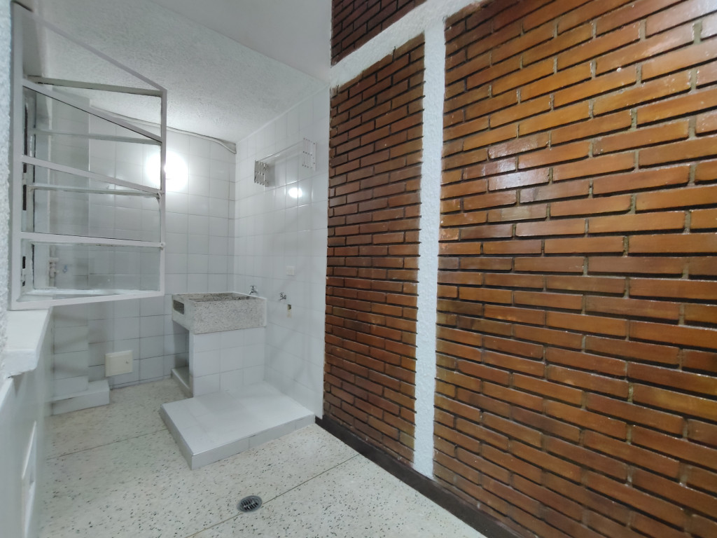 Casa en venta en Aguas Claras, Bogotá · foto 7 de 24