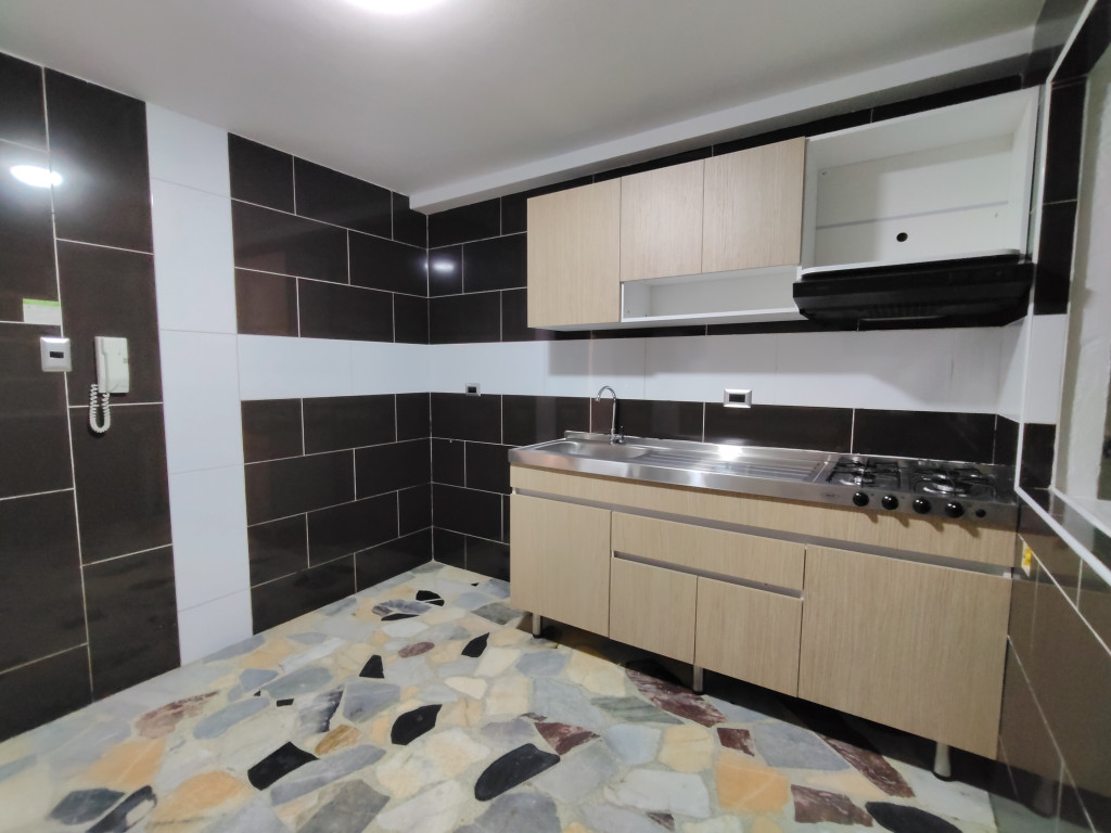 Casa en venta en Aguas Claras, Bogotá · foto 8 de 24