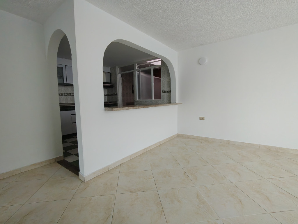 Casa en venta en Aguas Claras, Bogotá · foto 15 de 24