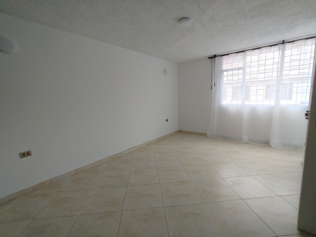 Casa en venta en Aguas Claras, Bogotá · foto 16 de 24