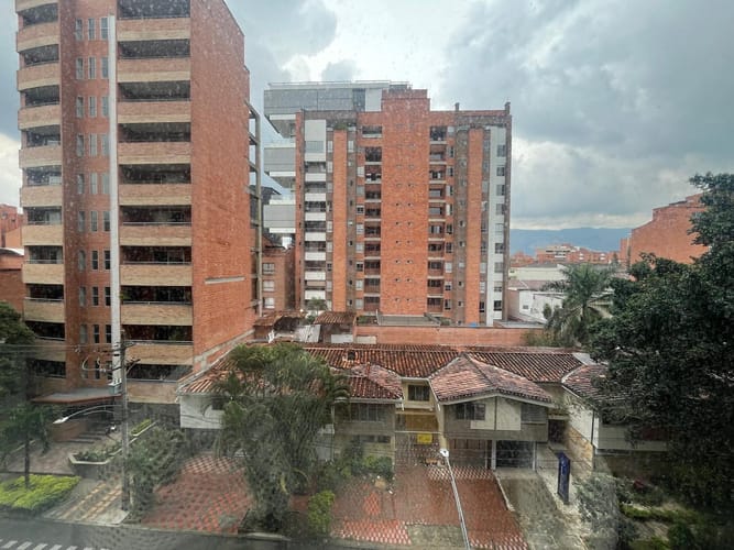 Apartamento en venta en Laureles, Medellín · foto 3 de 11