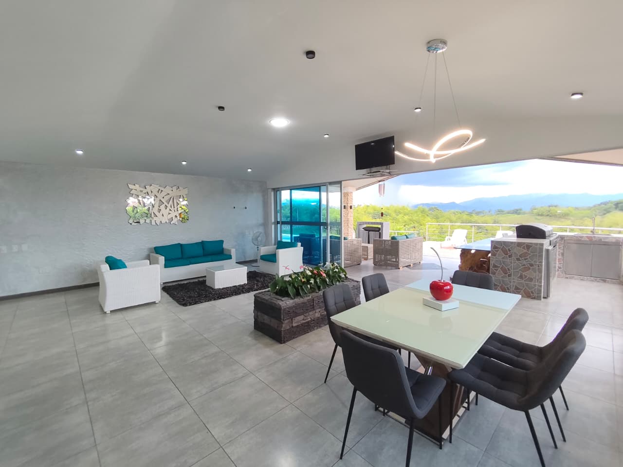 Casa en venta en Cerritos, Pereira · foto 2 de 24