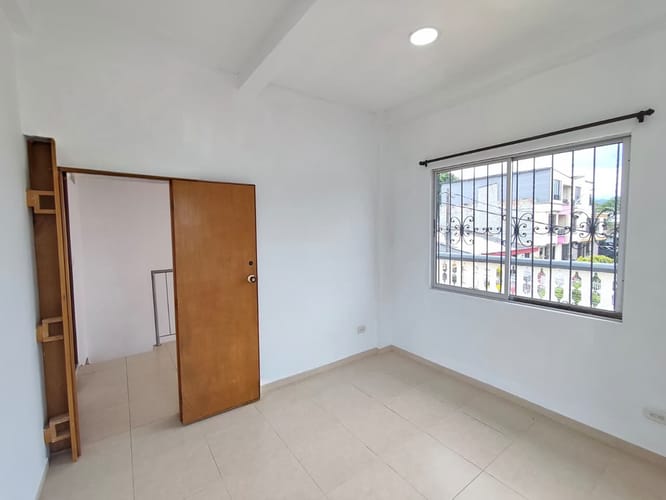 Casa de 3 alcobas en venta en Jardin I Etapa, Pereira, 133 m² · foto 12 de 17