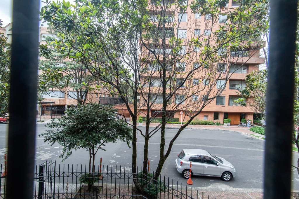 Apartamento en venta en Chico Norte, Bogotá · foto 3 de 18