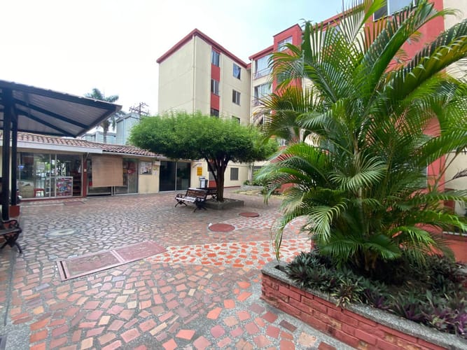 Apartamento de 3 alcobas en venta en Prados Del Norte, Cali, 56 m² · foto 15 de 18