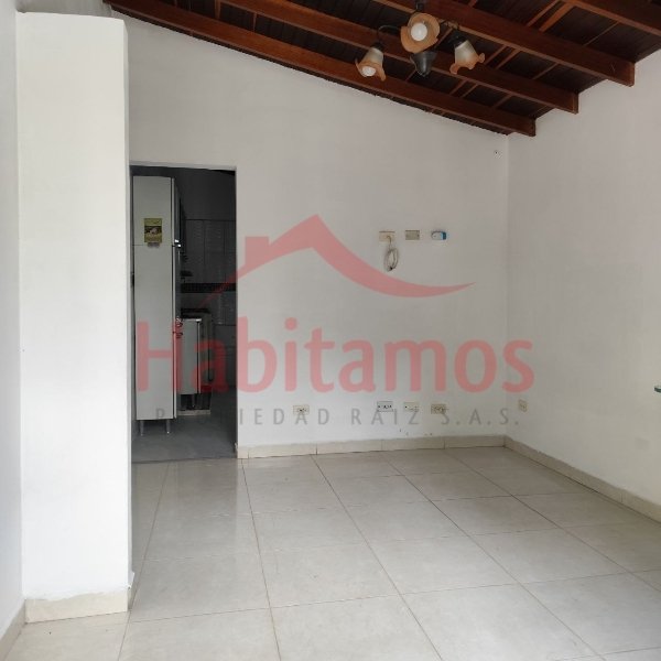 Apartamento en arriendo en Santa Lucia, Medellín · foto 3 de 13
